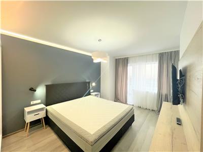 Pethouse de lux 4 camere 2 bai 2 terase si parcare in zona Centrala