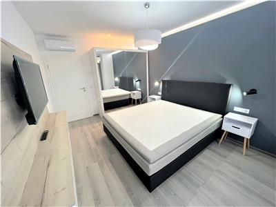 Pethouse de lux 4 camere 2 bai 2 terase si parcare in zona Centrala