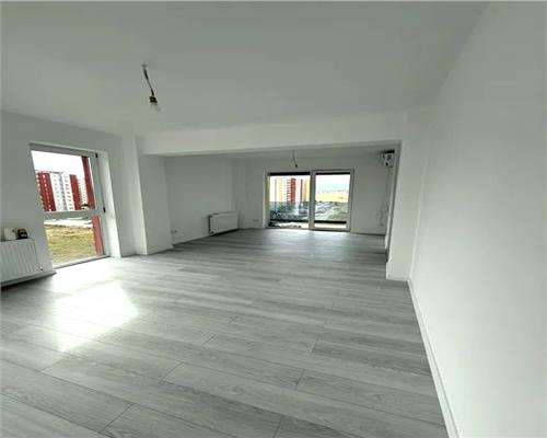 Apartament cu 2 camere decomandat balcon zona Doamna Stanca