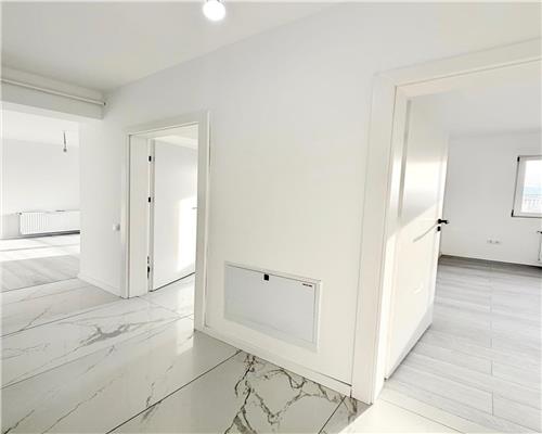 Apartament cu 2 camere decomandat balcon zona Doamna Stanca