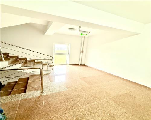 Apartament cu 2 camere decomandat balcon zona Doamna Stanca