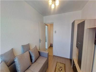 Apartament cu 2 camere si balcon in  zona Rahovei