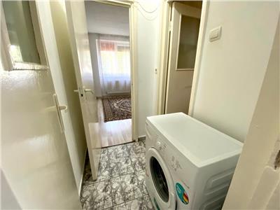 Apartament parter inalt cu 2 camere in zona Milea