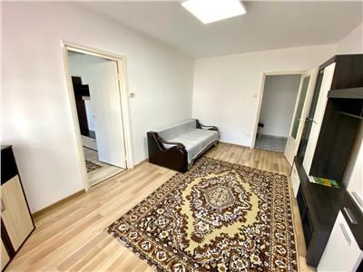 Apartament parter inalt cu 2 camere in zona Milea