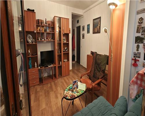 Apartament 3 camere cu gradina 63 mp si loc de parcare zona Calea Cisnadiei