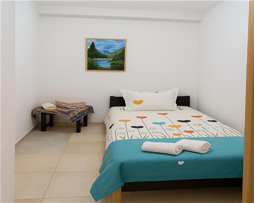 Apartament 3 camere strand 65 mp utili  parter