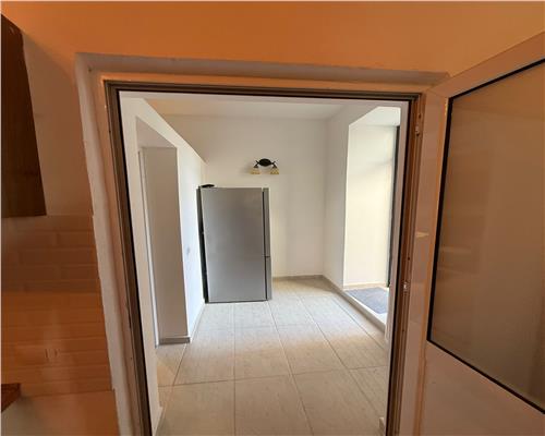 Apartament renovat cu 2 camere in zona ultracentrala