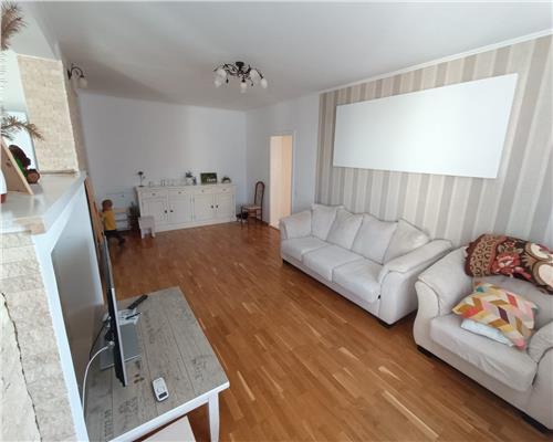 Apartament modern 63 mp utili cu balcon in zona Calea Dumbravii