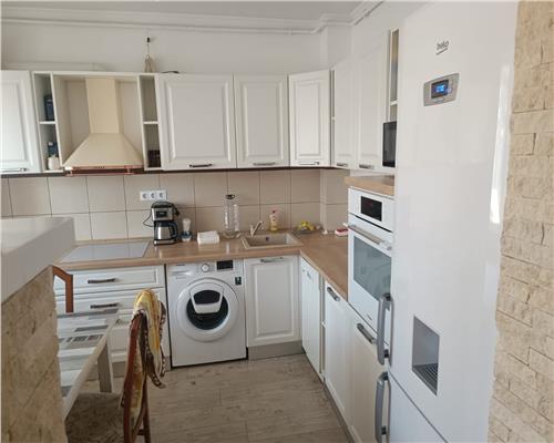Apartament modern 63 mp utili cu balcon in zona Calea Dumbravii