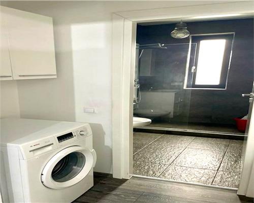 Apartament etajul 2 cu 2 camere balcon parcare Mega Image