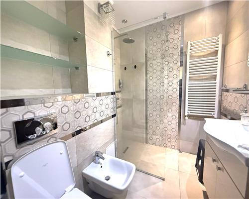 Apartament etajul 1 cu 3 camere balcon la Cec pe Calea Dumbravii