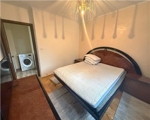 Apartament etajul 1 cu 3 camere balcon la Cec pe Calea Dumbravii