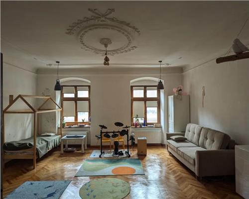 Apartament de lux 3 camere Centru