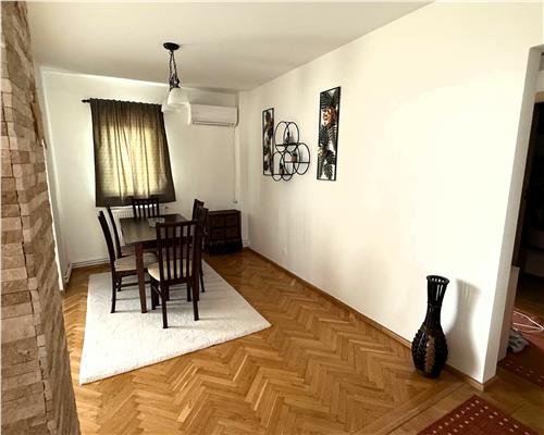 Apartament 3 camere 80mp Renovat Prima Inchiriere zona Centrala