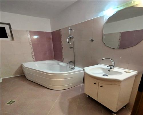 Apartament 2 camere decomandat 60mp zona Turnisor
