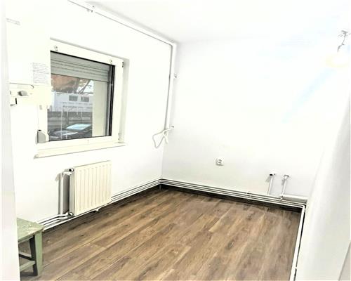 Spatiu comercial cu o camera 30mp in zona Sub Arini