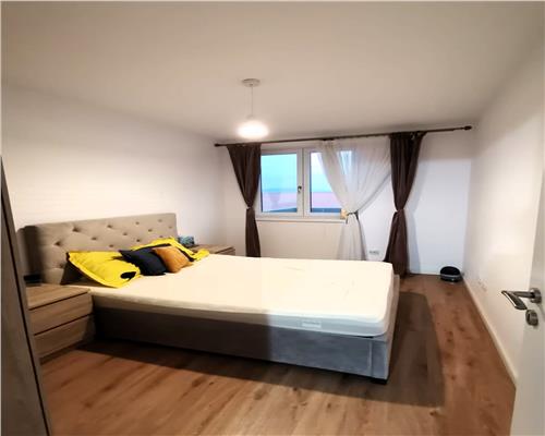 Apartament 3 camere 2 balcoane loc parcare 56mp zona Calea Surii Mici