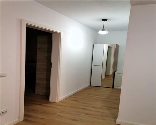 Apartament 3 camere 2 balcoane loc parcare 56mp zona Calea Surii Mici