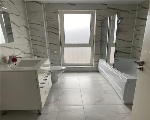 Apartament cu 3 camere 2 balcone si loc de parcare privat in Arhitectilor
