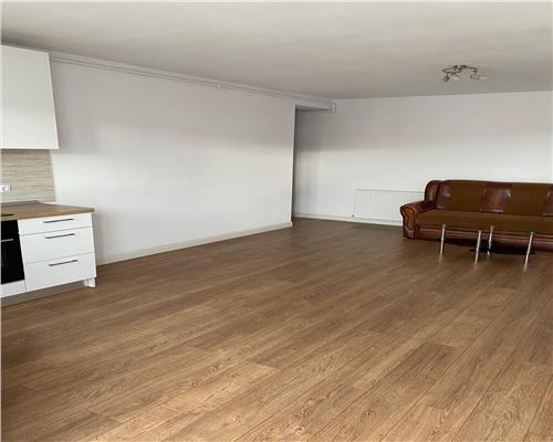 Apartament cu 3 camere 2 balcone si loc de parcare privat in Arhitectilor