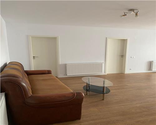 Apartament cu 3 camere 2 balcone si loc de parcare privat in Arhitectilor