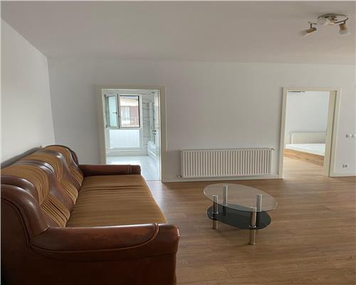Apartament cu 3 camere 2 balcone si loc de parcare privat in Arhitectilor