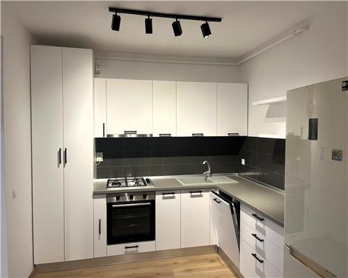 Apartament nou 65mp decomandat 3 camere zona Selimbar