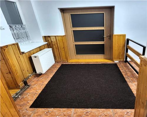 Apartament la Casa 80mp Renovat Recent in zona Compa