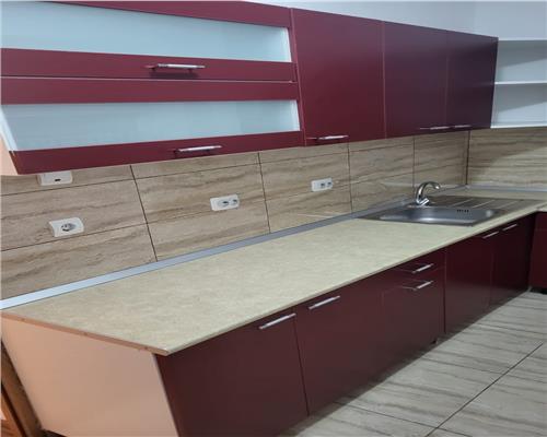 Apartament la Casa 80mp Renovat Recent in zona Compa