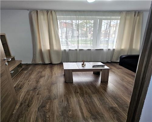 Apartament 2 camere decomandat 47mp zona CEC