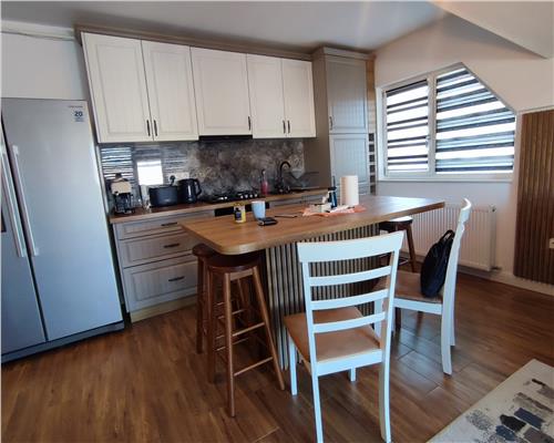 Penthouse 3 camere 2 bai parcare privata si terasa in Arhitectilor