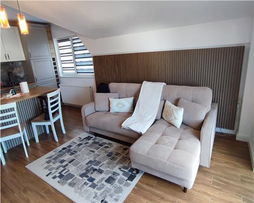 Penthouse 3 camere 2 bai parcare privata si terasa in Arhitectilor