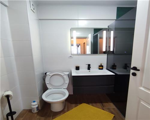 Penthouse 3 camere 2 bai parcare privata si terasa in Arhitectilor