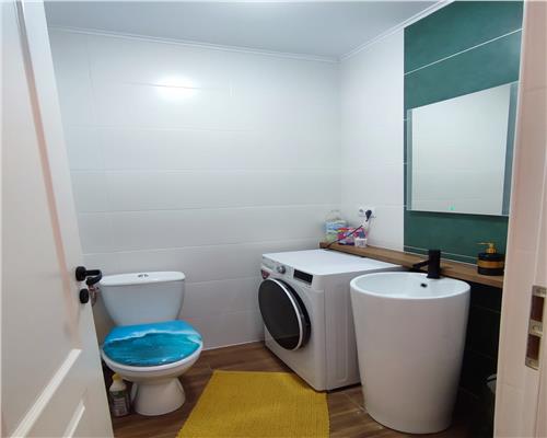Penthouse 3 camere 2 bai parcare privata si terasa in Arhitectilor