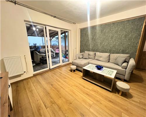 Apartament 3 camere cu terasa si curte privata zona Triajului
