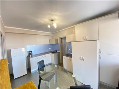Apartament tip studio cu terasa pe Bd Mihai Viteazu