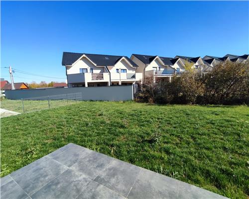 Casa moderna 5 camere teren 490 mp terasa acopertia in Cristian