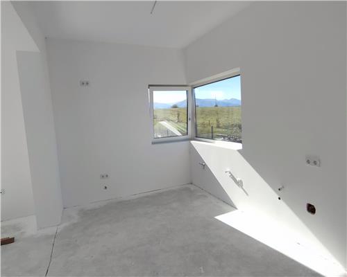 Casa moderna 5 camere teren 490 mp terasa acopertia in Cristian