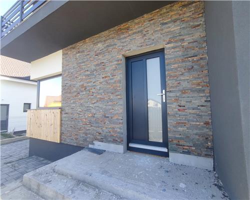 Casa moderna 5 camere teren 490 mp terasa acopertia in Cristian