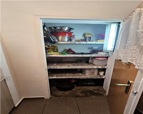 Apartament 3 camere 76mp cu balcon inchis zona Mihai Viteazul