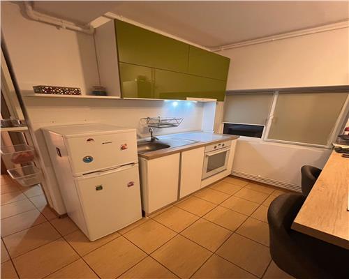 Apartament 2 camere zona Trei Stejari zona 0