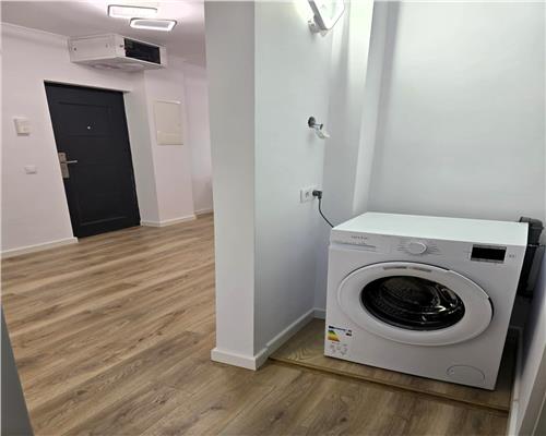 Apartament 3 camere Renovat Prima Inchiriere zona Dioda