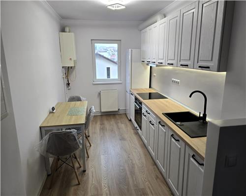 Apartament 3 camere Renovat Prima Inchiriere zona Dioda