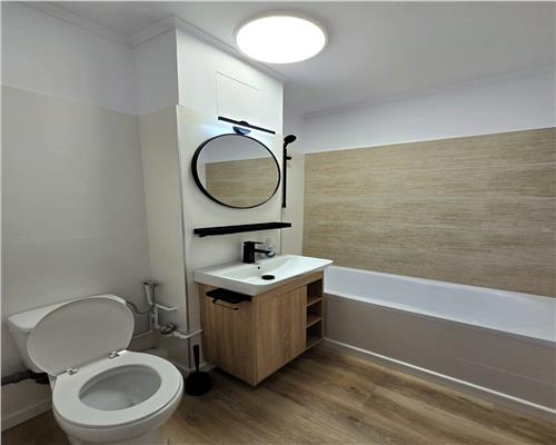 Apartament 3 camere Renovat Prima Inchiriere zona Dioda