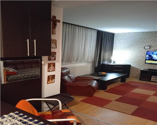 Apartament 3 camere cu balcon Calea Dumbravii  62 mp utili