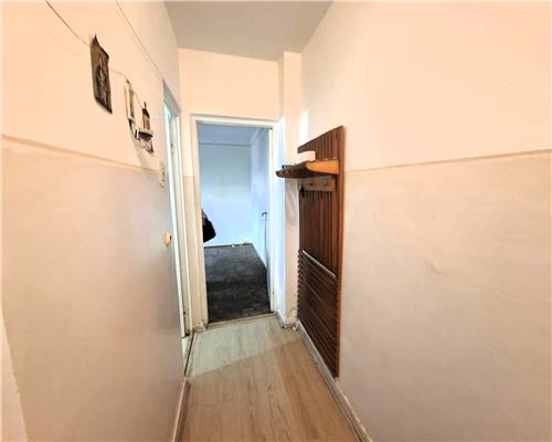 Apartament 2 camere semidecomandat zona Rahovei