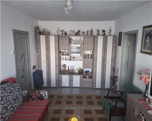 Apartament 2 camere cu balcon Mihai Viteazu