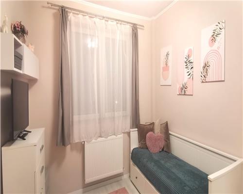 Apartament 2 camere cu balcon  etaj 2 Turnisor