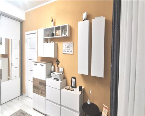 Apartament 2 camere cu balcon  etaj 2 Turnisor