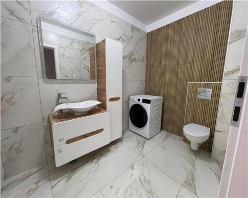 Apartament prima inchiriere 3 camere balcon si parcare Sibiu